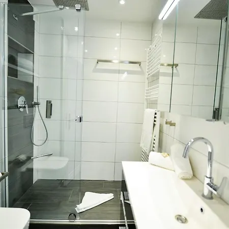 Strandhochhaus Sg10 *